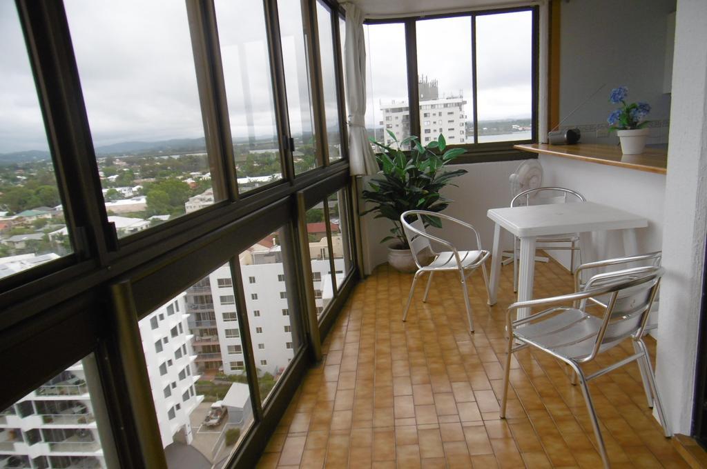 Trafalgar Towers Maroochydore Oda fotoğraf