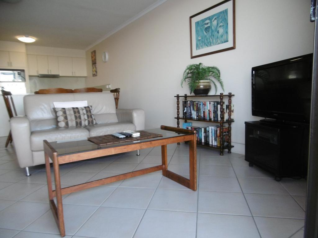 Trafalgar Towers Maroochydore Oda fotoğraf
